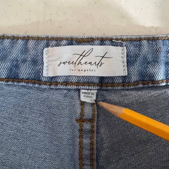 Sweet Heart Womens Cargo Jeans, Size 11, light blue - Picture 9 of 13